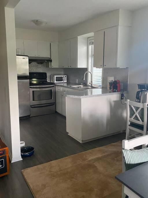4 Bedroom Upper Level Kits Home Vancouver Extérieur photo