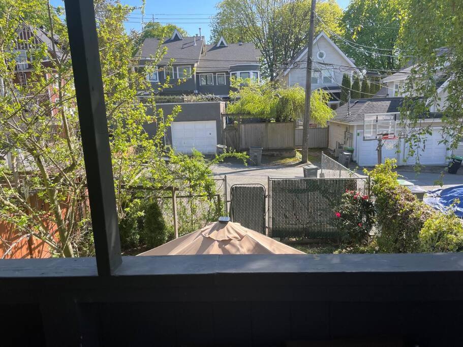 4 Bedroom Upper Level Kits Home Vancouver Extérieur photo